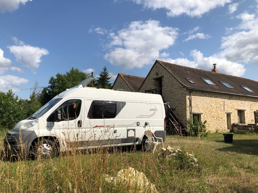 Aire camping-car  Durtal (49430) - Photo 3